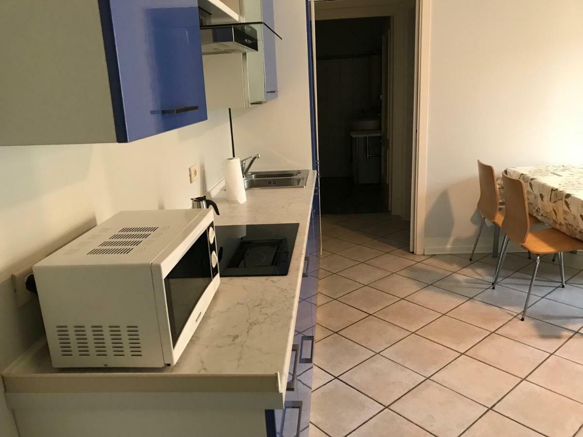Apartamento Grazioso Bilocale Metro/Centro Brescia Exterior foto